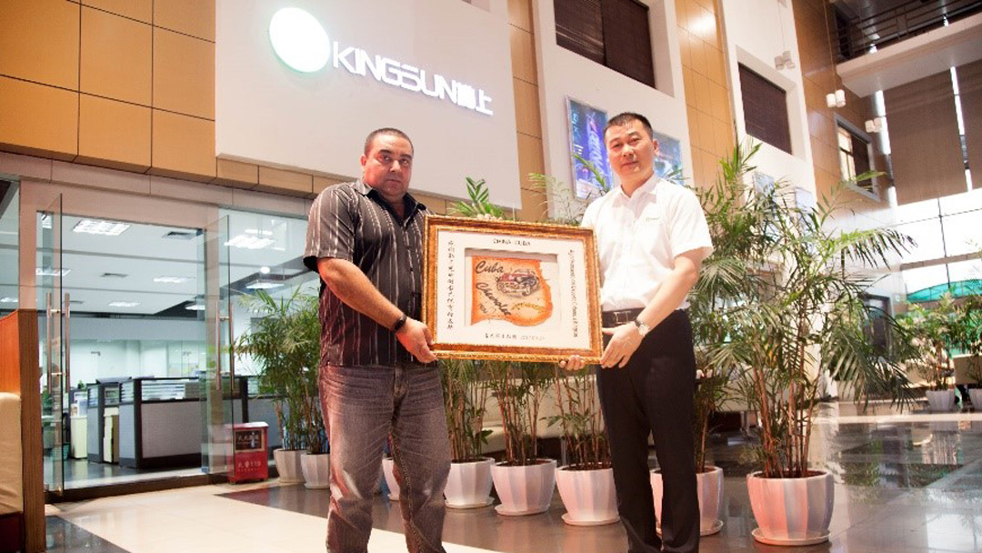 05239481_1694418610 05239481_1694418610.jpg